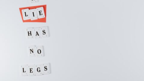 人生保険の重要性：家族の経済的安定を守る