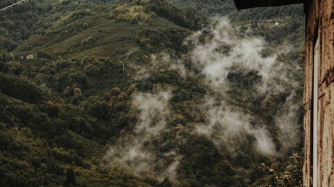 「豊かな未来を築くための退職後資金計画：金融の将来に備えよ」